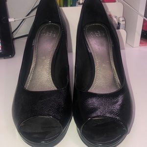 Black peep toe heels